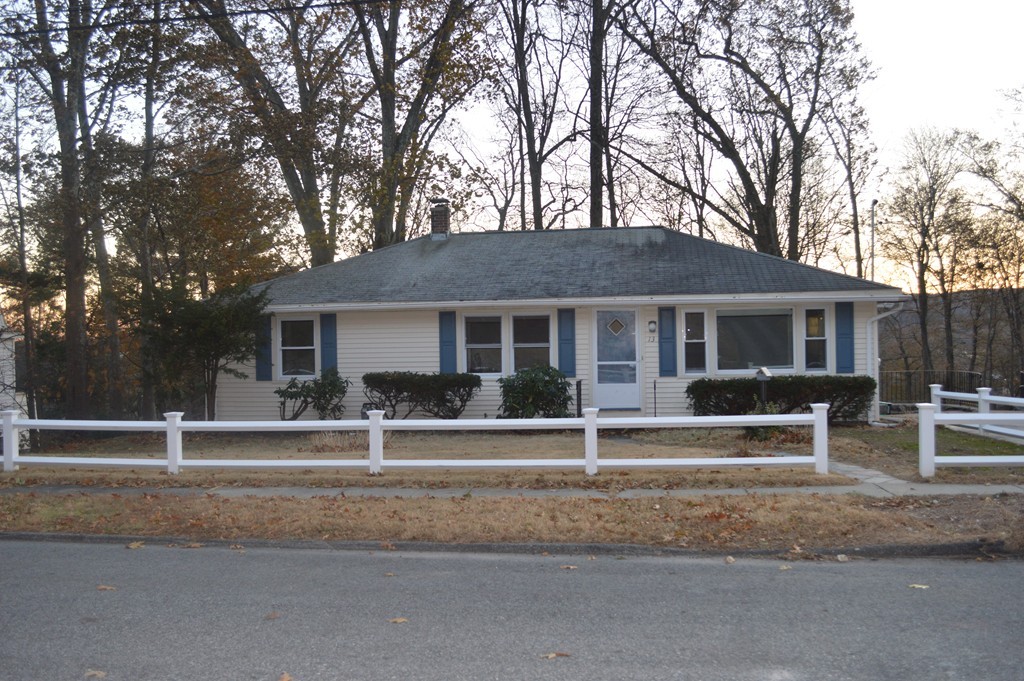 13 Columbine Road Worcester, MA 01609 - Photo 1 of 16 Gallery Image 1