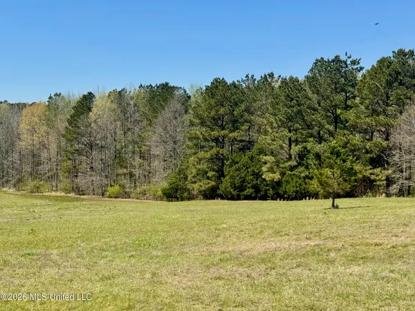 $224,900 | 735 Cedar Hill Road, Flora, MS 39071