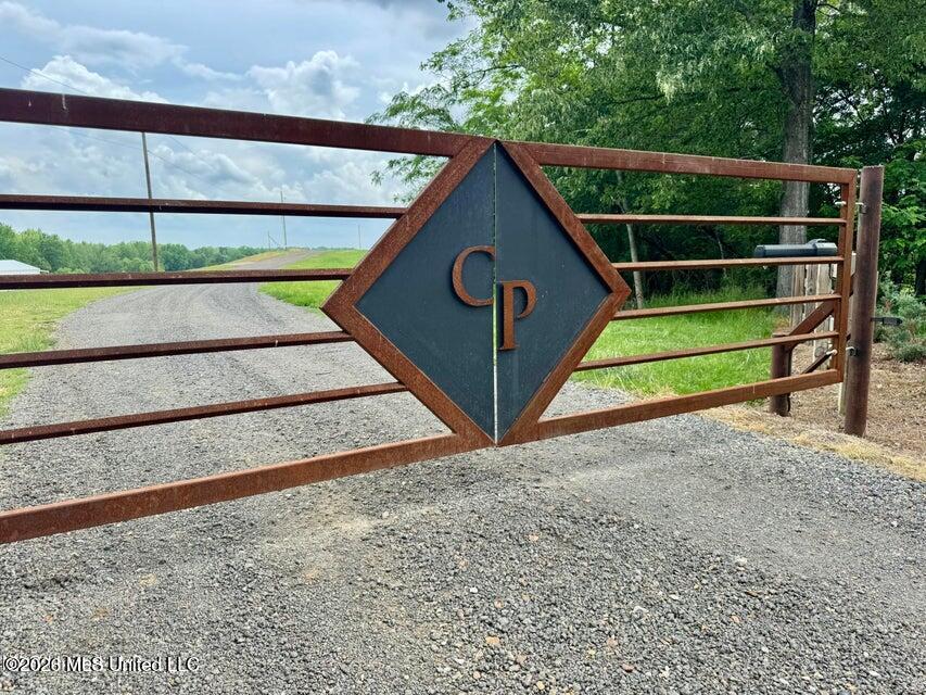 735 Cedar Hill Road Flora, MS 39071 - Photo 5 of 10 20250423201751530250000000-o