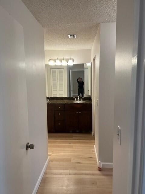 8436 Cypress Lane, Unit 7D Boca Raton, FL 33433 - Photo 19 of 30 MB entrance