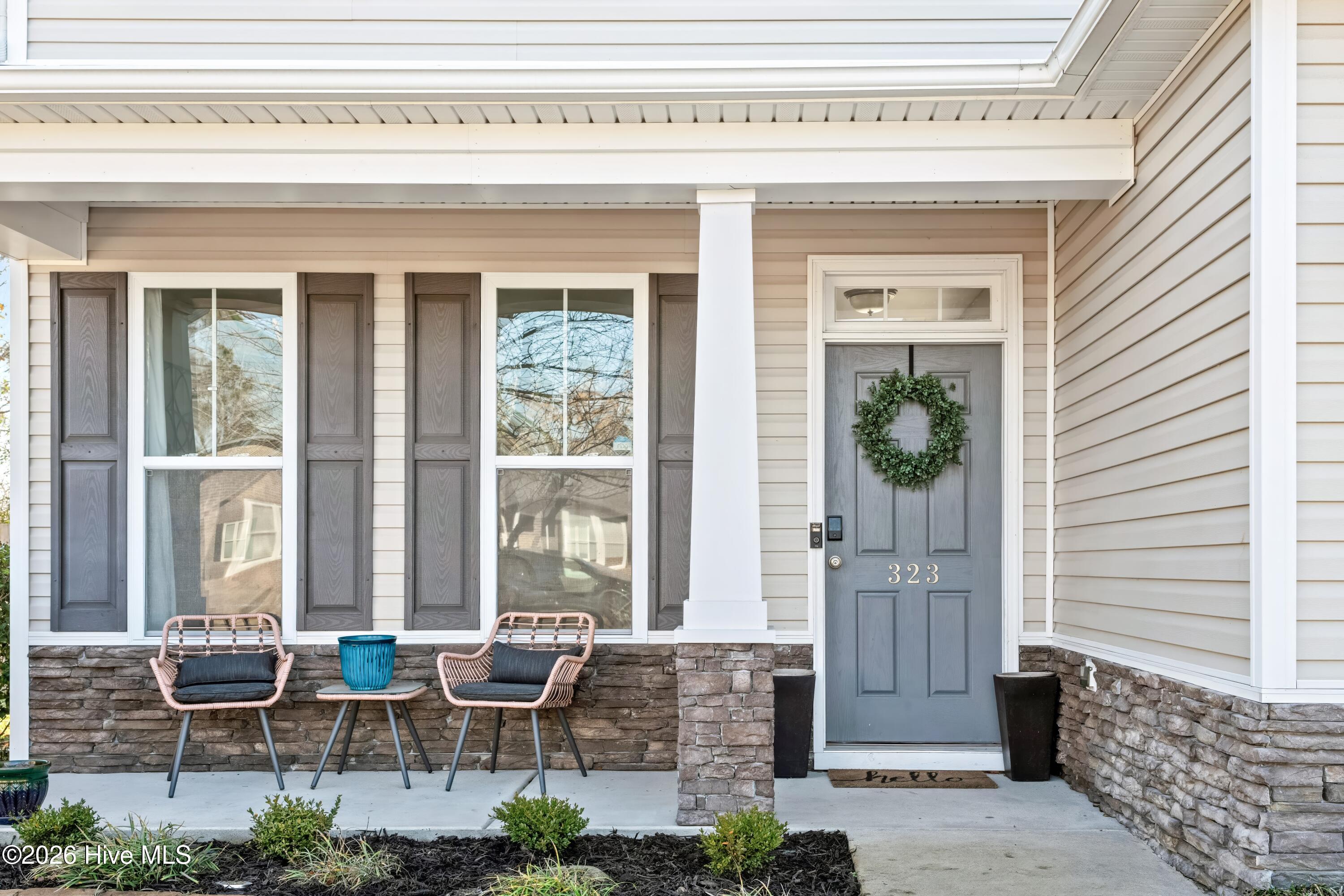 323 Albemarle Road Wilmington, NC 28405 - Photo 2 of 22 323 Albemarle Road-Airbnb-3