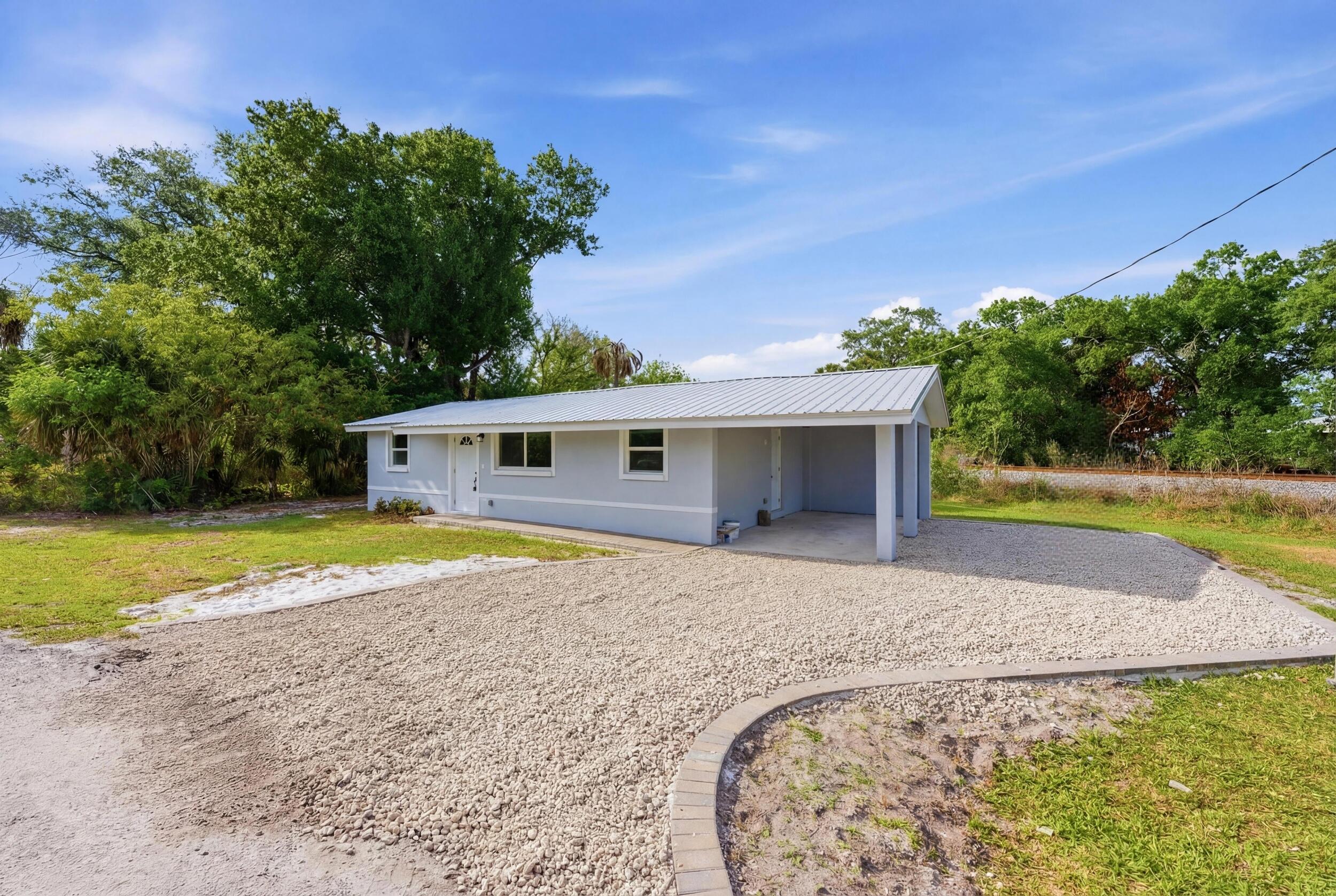 1503 Northeast 6th Street Okeechobee, FL 34972 - Photo 2 of 31 3_010__jjl3562_reedit_e1abb6c8_autoremov