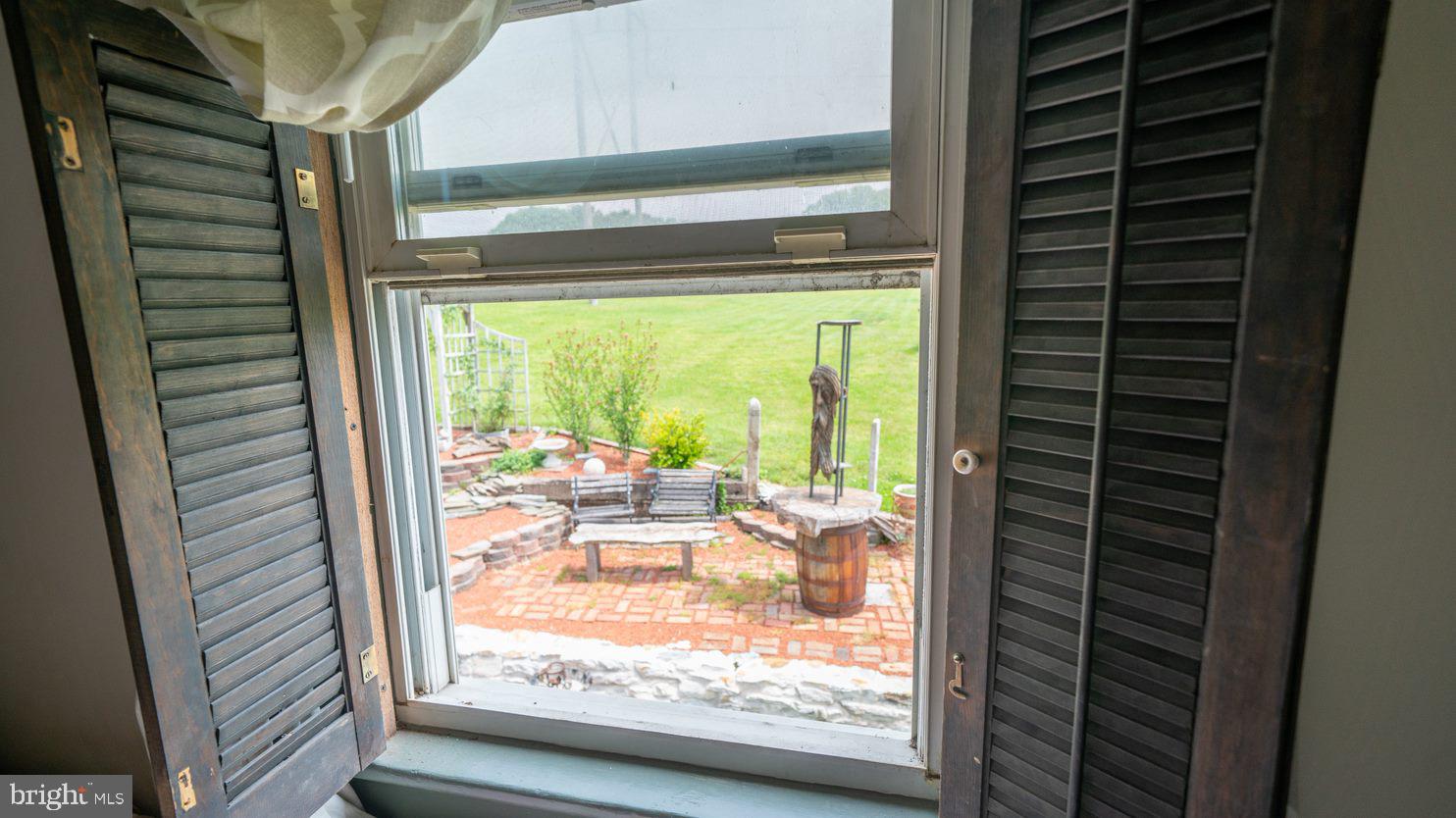 775 Bairs Road York, PA 17408 - Photo 16 of 95