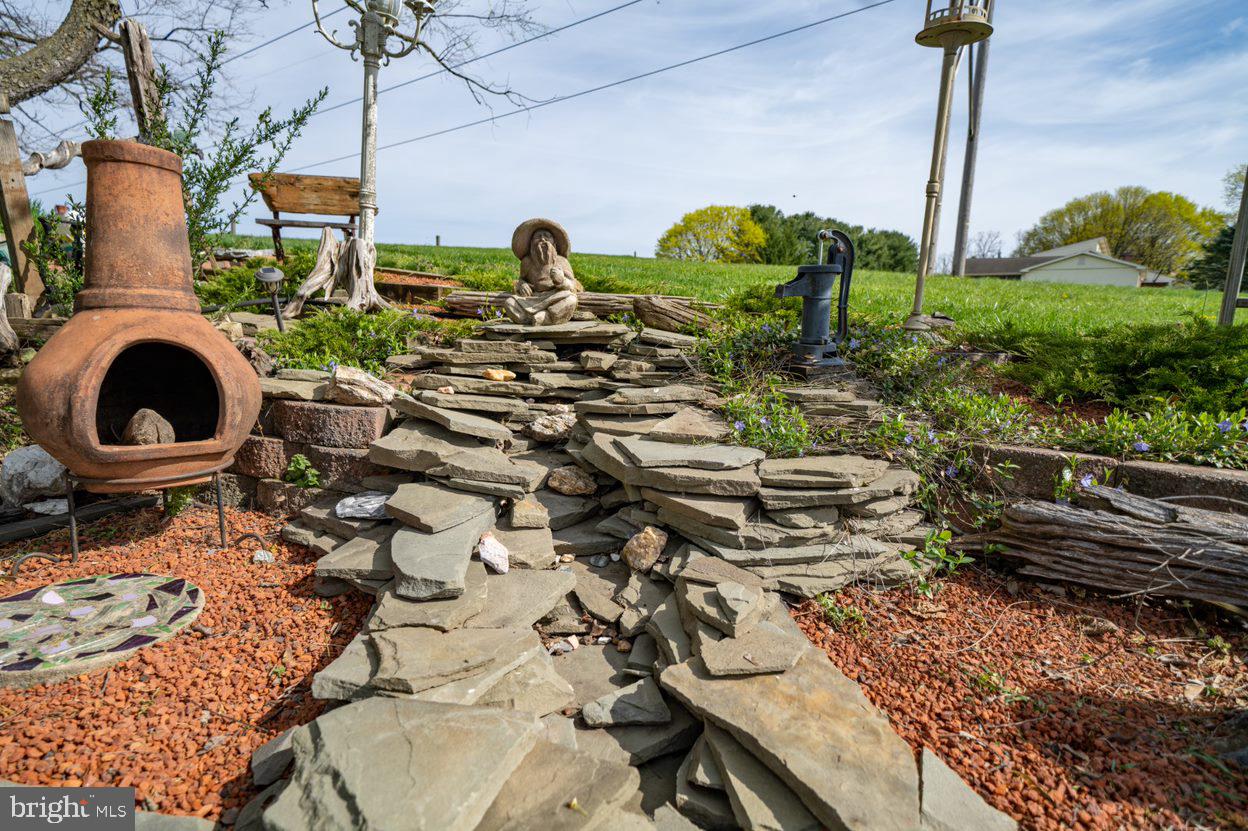 775 Bairs Road York, PA 17408 - Photo 30 of 95
