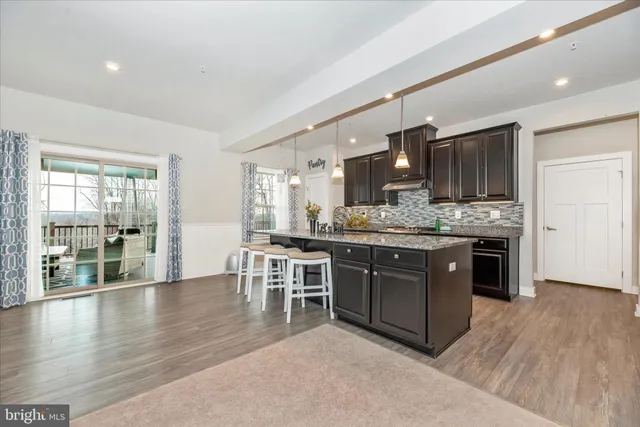 $825,000 | 7031 Eaglehead Drive, New Market, MD 21774