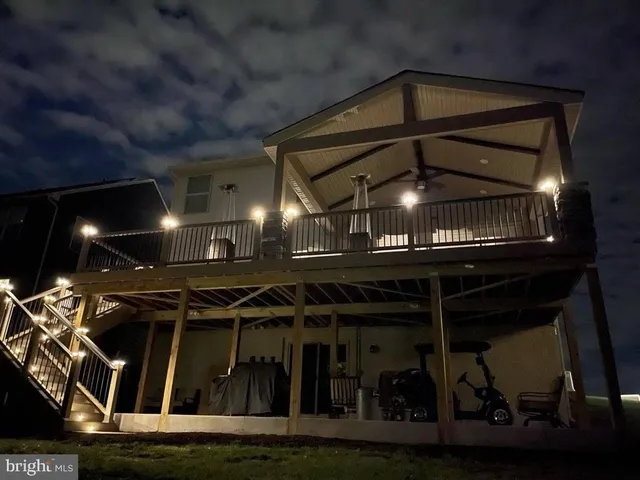 $825,000 | 7031 Eaglehead Drive, New Market, MD 21774