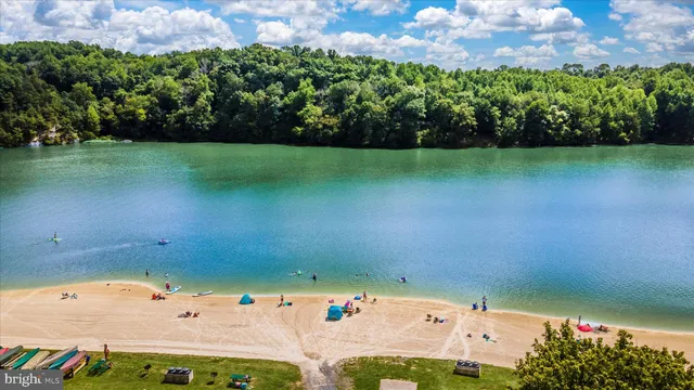 $825,000 | 7031 Eaglehead Drive, New Market, MD 21774