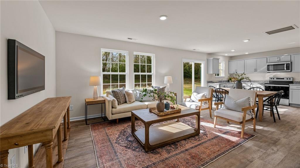 314 Owens Road Lexington, NC 27292 - Photo 5 of 18 Photos are only for illustrative purposes.