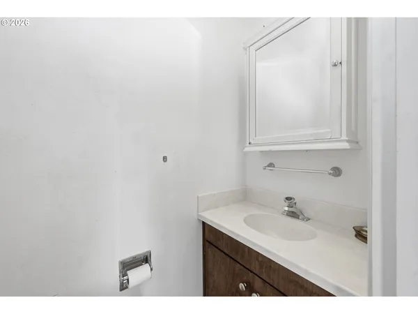 $250,000 | 1438 Quaker Street, Eugene, OR 97402