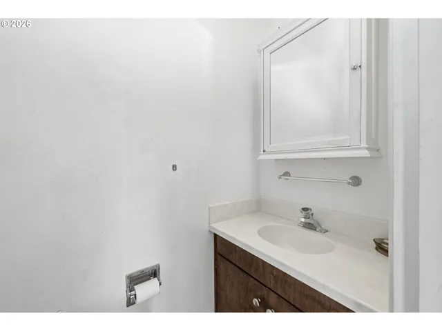 $250,000 | 1438 Quaker Street, Eugene, OR 97402