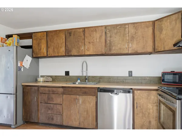 $250,000 | 1438 Quaker Street, Eugene, OR 97402