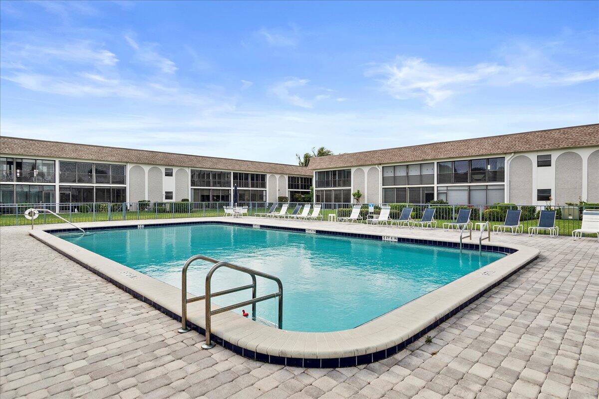 755 Saturn Street, Unit H101 Jupiter, FL 33477 - Photo 31 of 40 35-JLC_8597