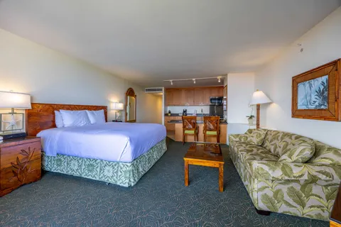 $648,000 | 3445 Lower Honoapiilani Road, Unit 834, Lahaina, HI 96761