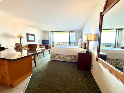 $648,000 | 3445 Lower Honoapiilani Road, Unit 834, Lahaina, HI 96761