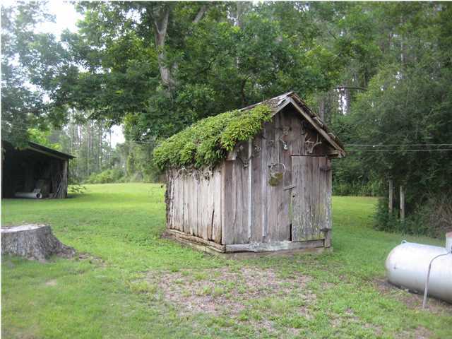 1633 Chesser Road DeFuniak Springs, FL 32435 - Photo 6 of 11 Gallery Image 6