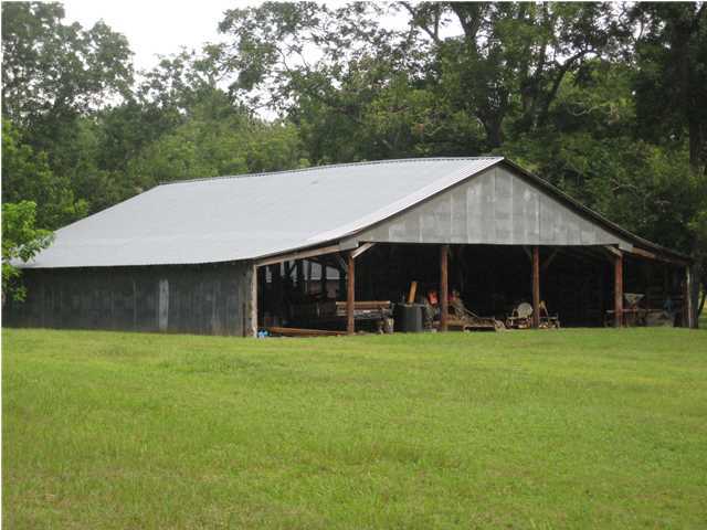 1633 Chesser Road DeFuniak Springs, FL 32435 - Photo 7 of 11 Gallery Image 7