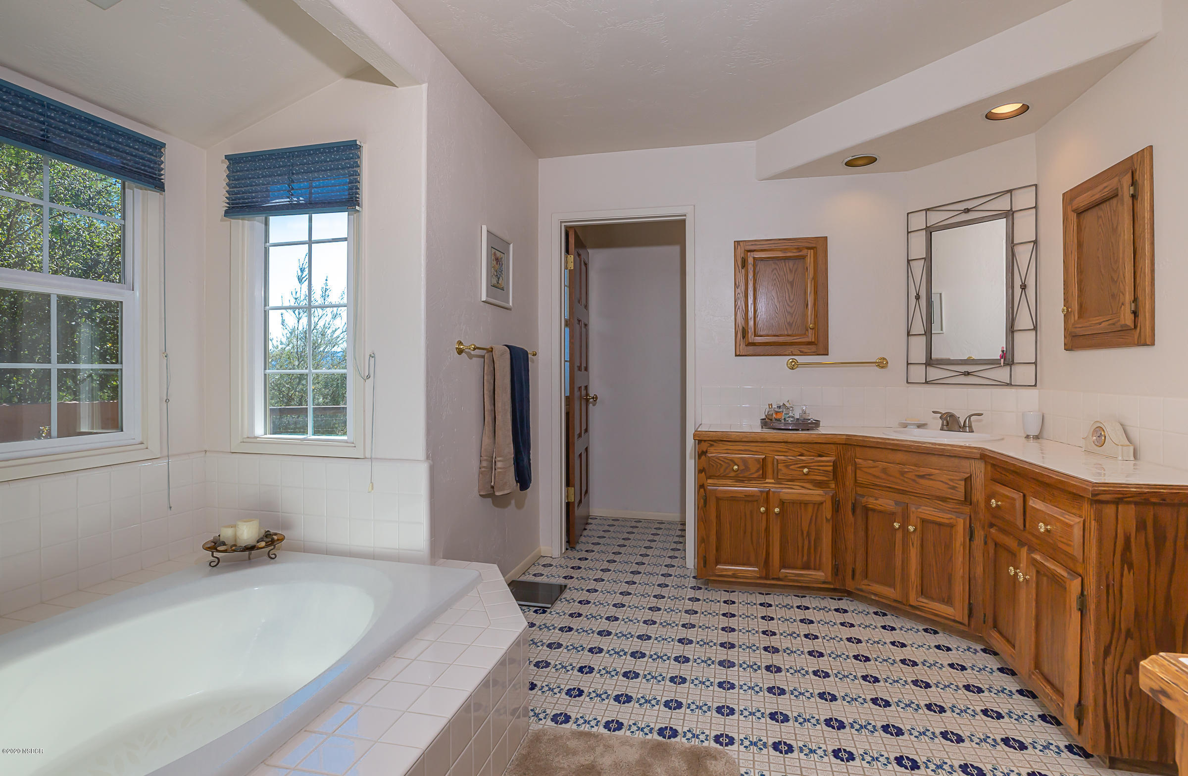 2805 North Refugio Road Santa Ynez, CA 93460 - Photo 19 of 46 Master bath