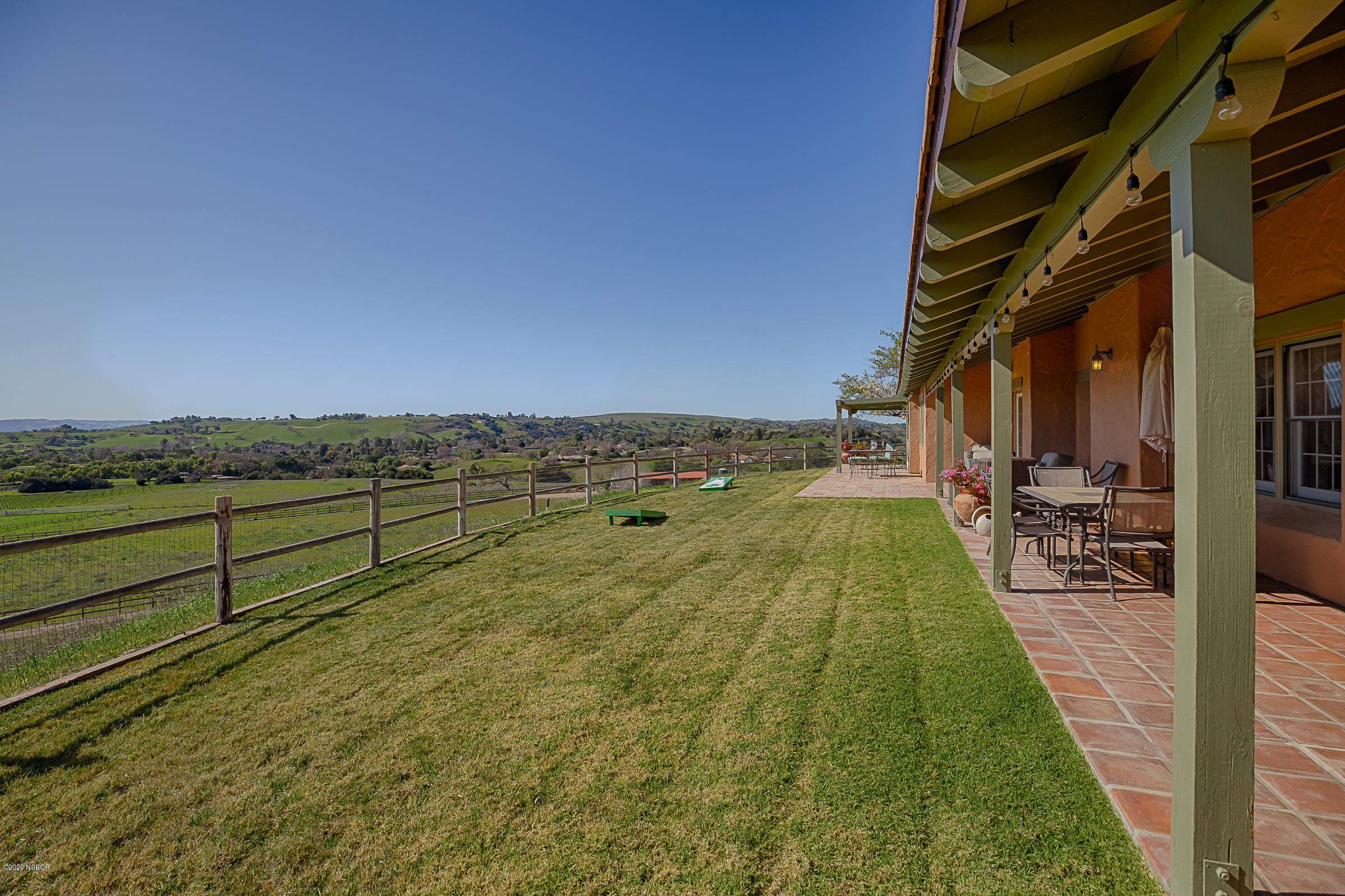2805 North Refugio Road Santa Ynez, CA 93460 - Photo 28 of 46 Lawn area