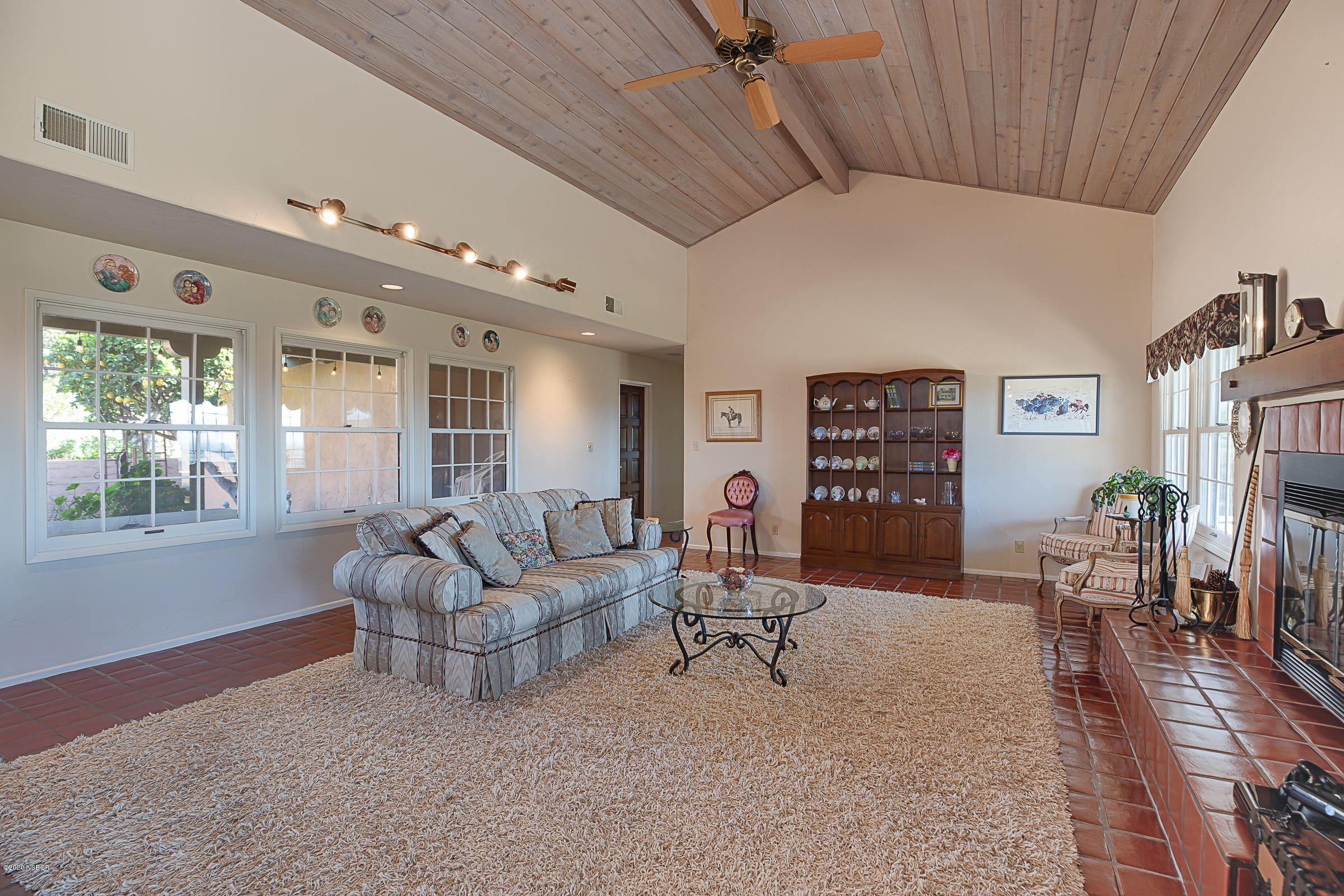 2805 North Refugio Road Santa Ynez, CA 93460 - Photo 9 of 46 Living with views of courtyard