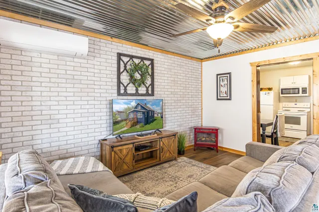 $179,000 | 1229 East Sheridan Street, Ely, MN 55731