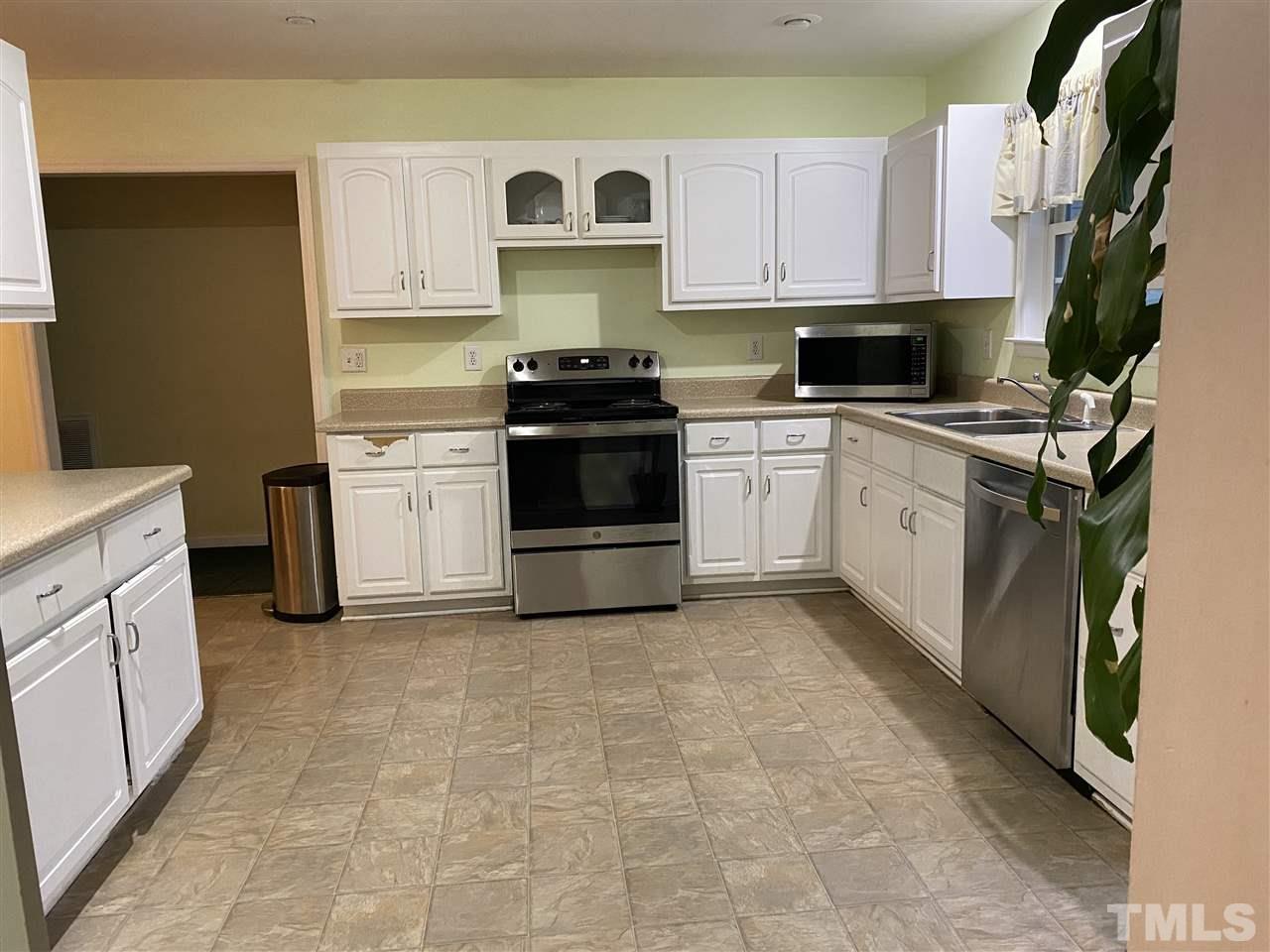 515 Shambley Road Mebane, NC 27302 - Photo 9 of 20 Gallery Image 9