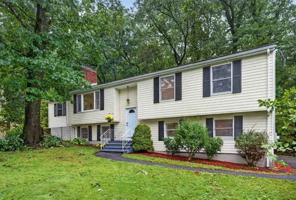 $1,199,000 | 523 Greendale Avenue, Needham, MA 02492
