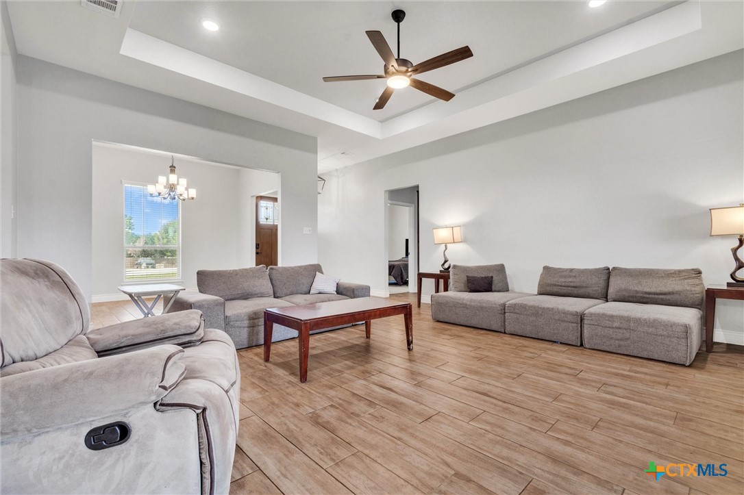3919 Gracey Lane Kempner, TX 76539 - Photo 16 of 44 a living room with furniture
