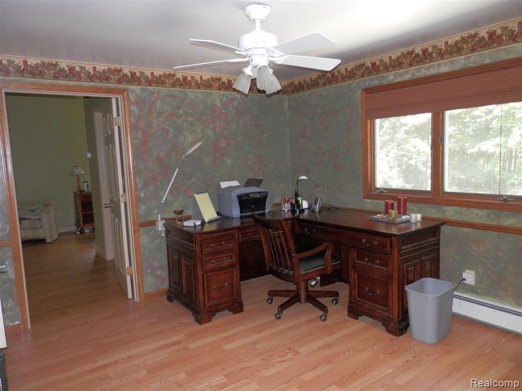 7830 Holly Road Avoca, MI 48006 - Photo 24 of 25 Office