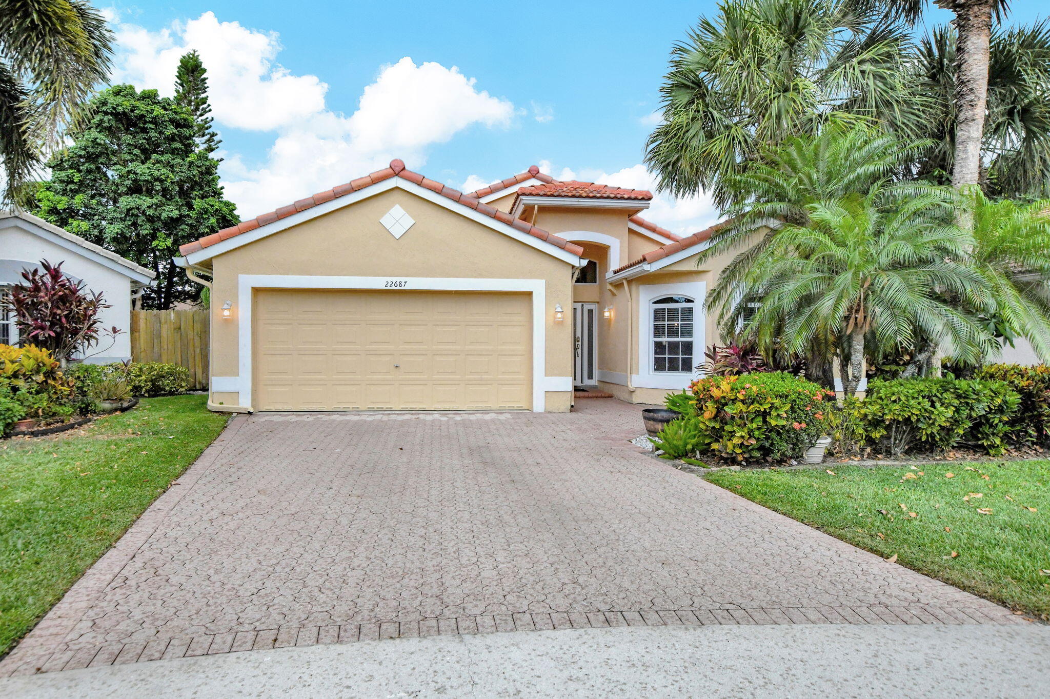 22687 Royal Crown Terrace East Boca Raton, FL 33433 - Photo 1 of 38 1-web-or-mls-DSC_2436