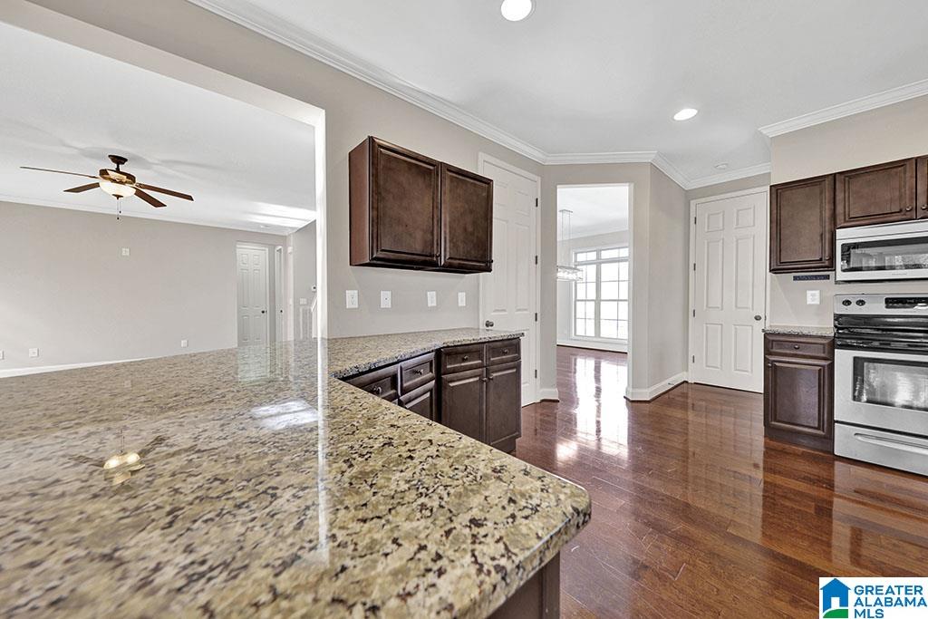 5696 Picketts Circle Pinson, AL 35126 - Photo 4 of 38