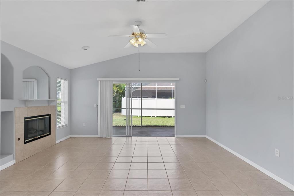 11503 Water Poppy Terrace Lakewood Ranch, FL 34202 - Photo 16 of 46