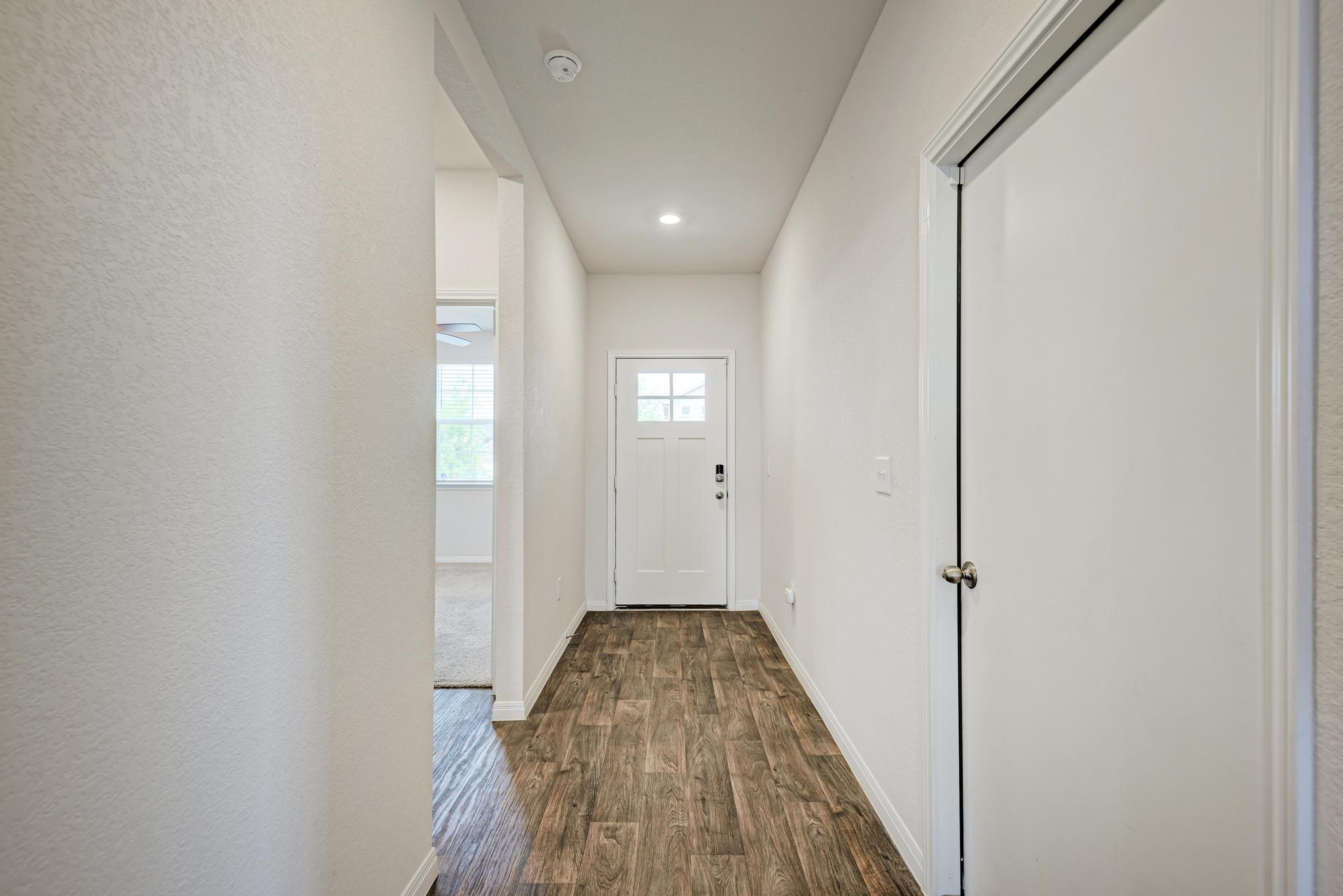 208 Abby Road Georgetown, TX 78626 - Photo 12 of 40