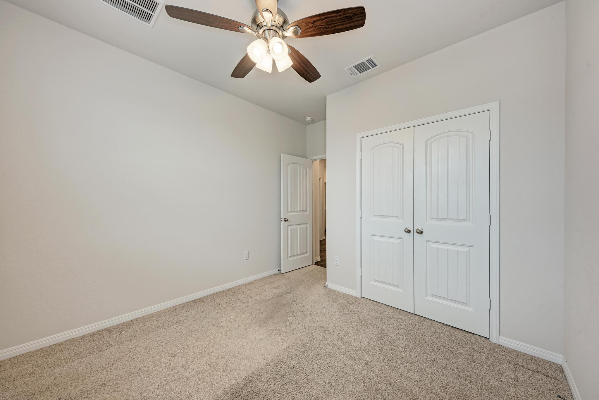 208 Abby Road Georgetown, TX 78626 - Photo 29 of 40