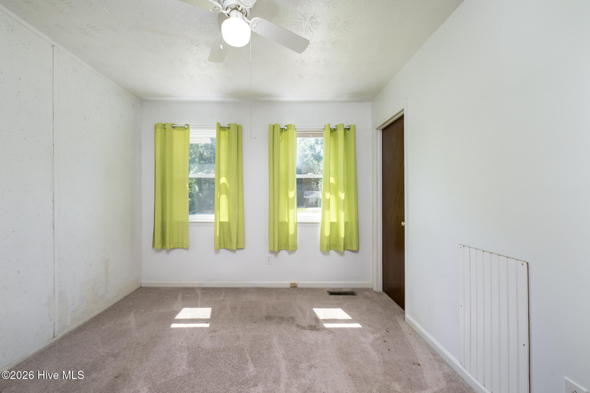2013 Ridge Road New Bern, NC 28560 - Photo 24 of 42 Bedroom 2