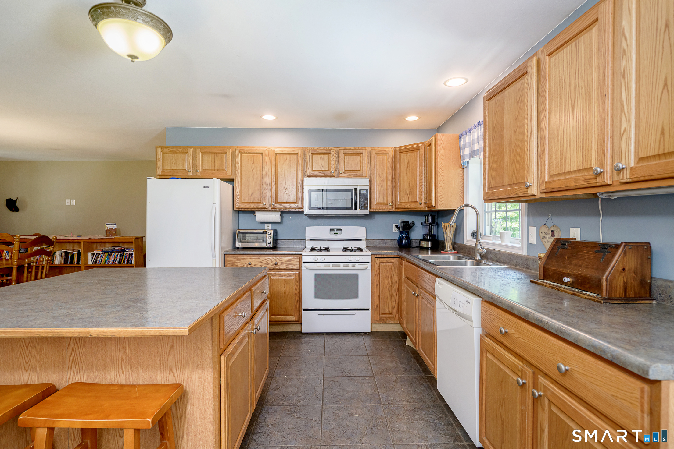 49 Kozey Road Eastford, CT 06242 - Photo 8 of 29