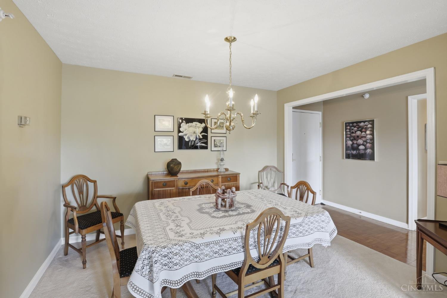 4341 Regency Ridge Court, Unit 304 Cincinnati, OH 45248 - Photo 14 of 40