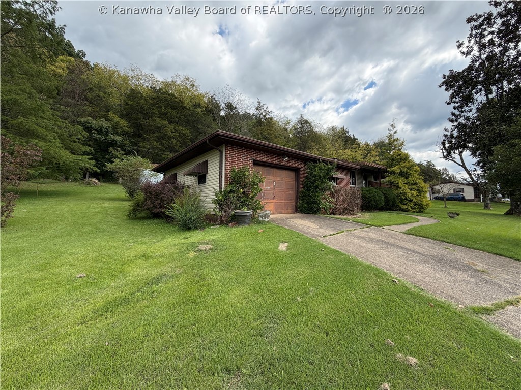 65 Fruth Addition Road Red House, WV 25168 - Photo 3 of 50 Gallery Image 3