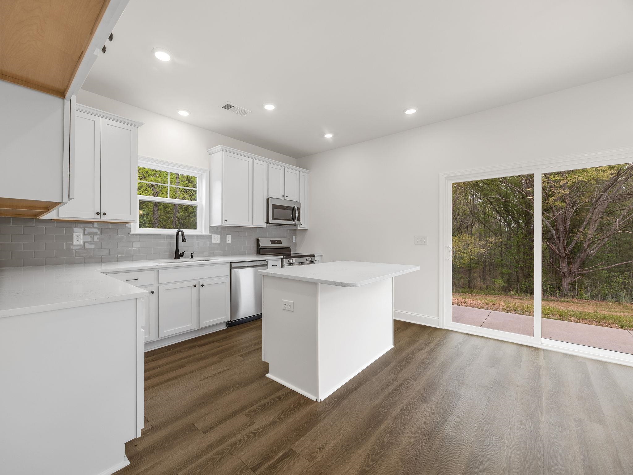 311 Ponder Road Greer, SC 29651 - Photo 14 of 41