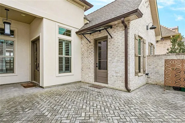 $845,000 | 541 North Corniche Du Lac, Covington, LA 70433