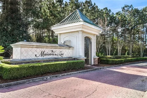 $865,000 | 541 North Corniche Du Lac, Covington, LA 70433
