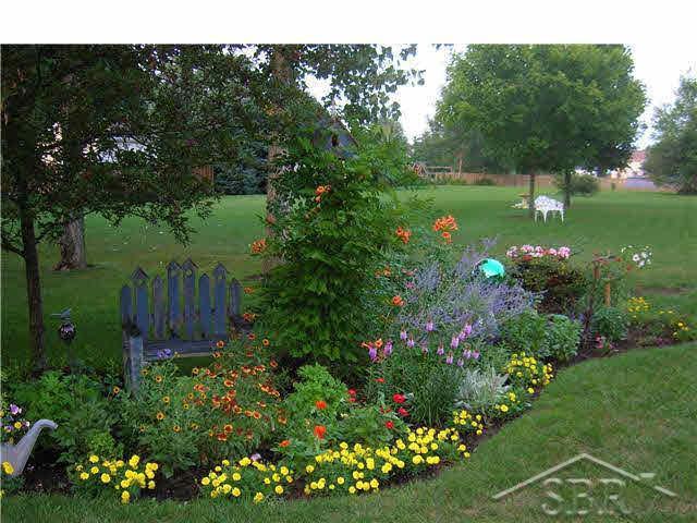 6894 McCarty Road Saginaw, MI 48603 - Photo 6 of 10 20042879-5.JPG