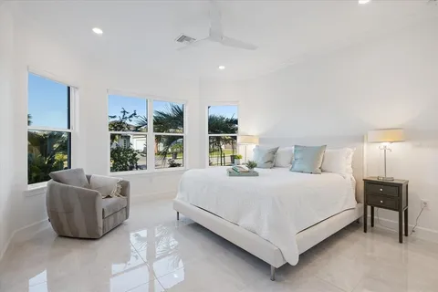 $1,395,000 | 15603 Derna Terrace, Bradenton, FL 34211
