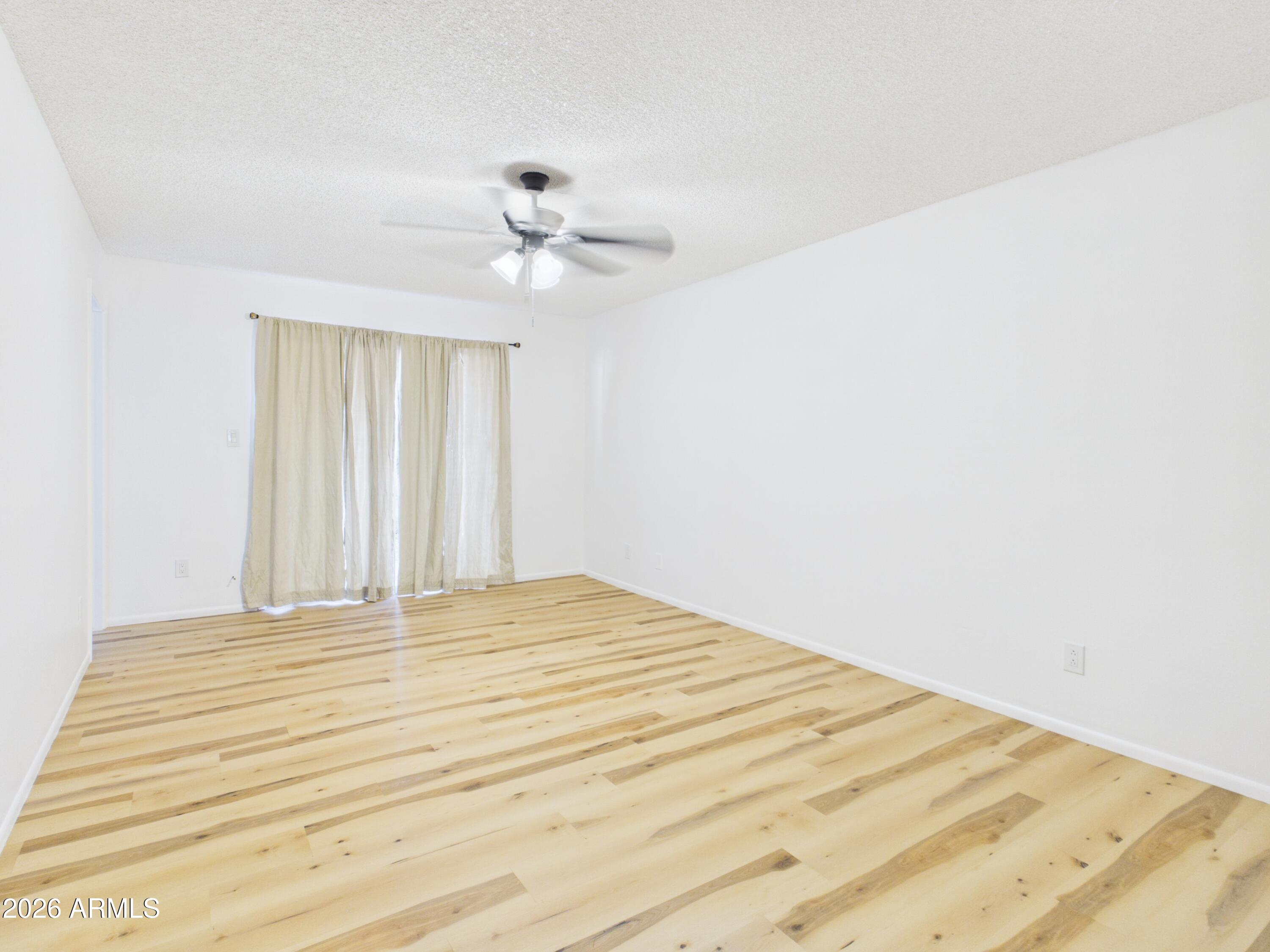 4033 West Griswold Road Phoenix, AZ 85051 - Photo 28 of 45 CAM04435G0-PR0020-STILL021