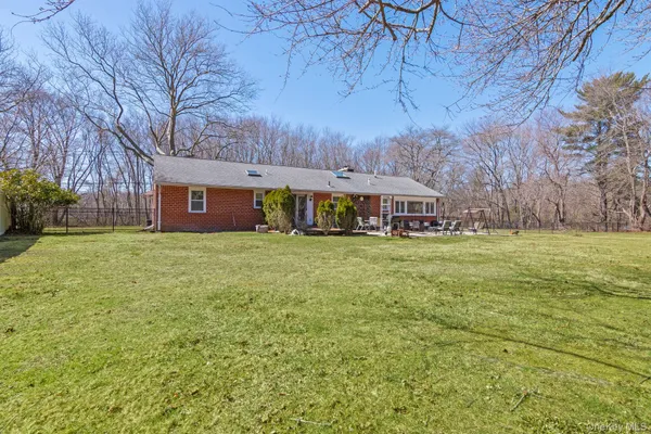 $1,100,000 | 43 Harrison Avenue, Hauppauge, NY 11788
