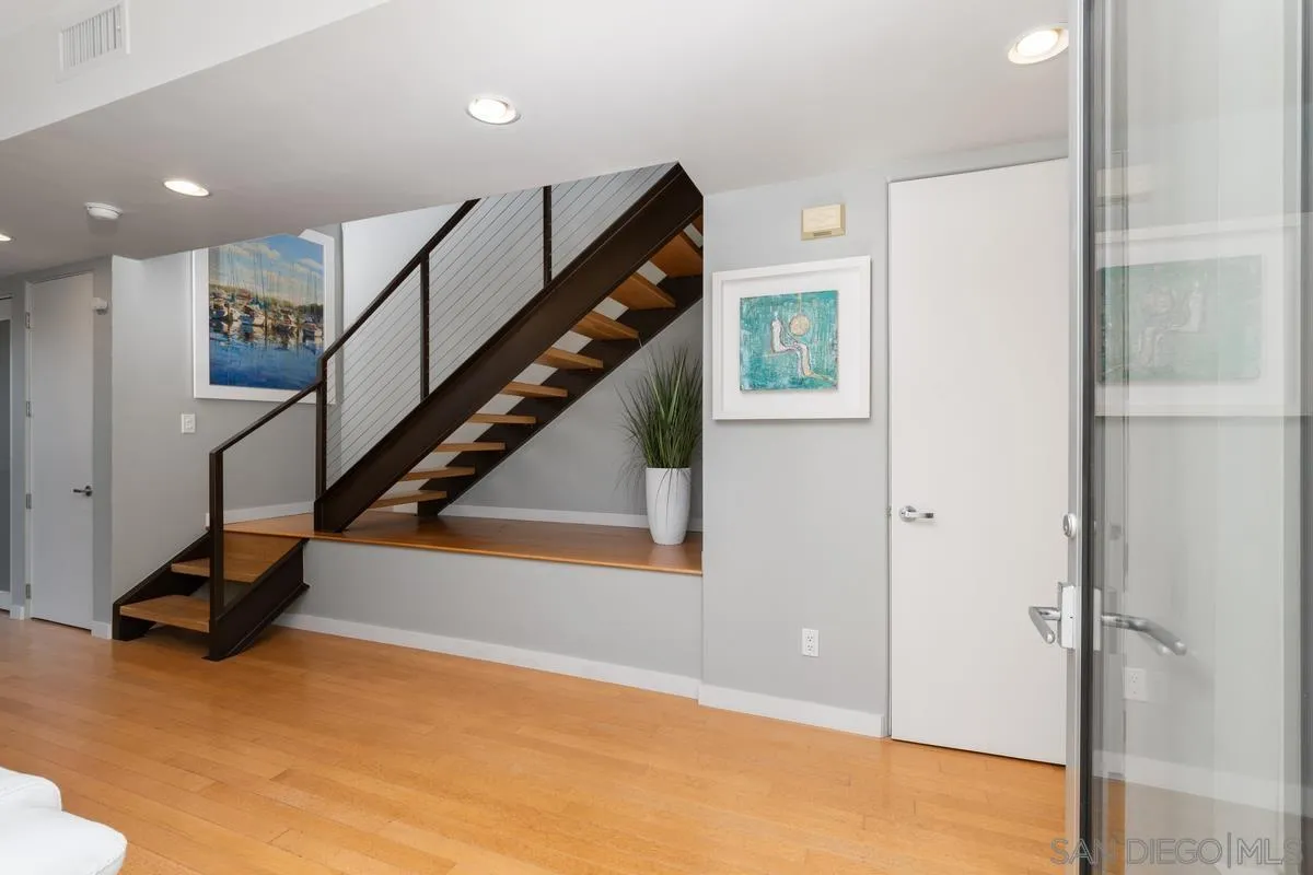 714 Bonair Way La Jolla, CA 92037 - Photo 6 of 36 a view of entryway and hall with wooden floor