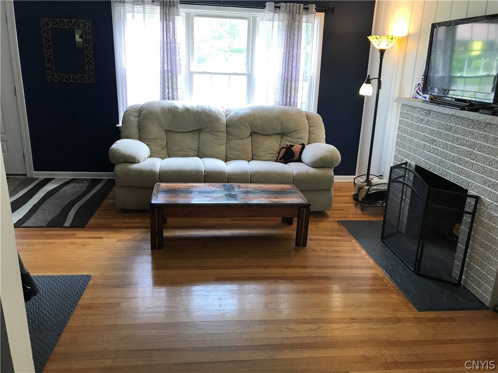 131 Wheaton Road Syracuse, NY 13203 - Photo 5 of 20