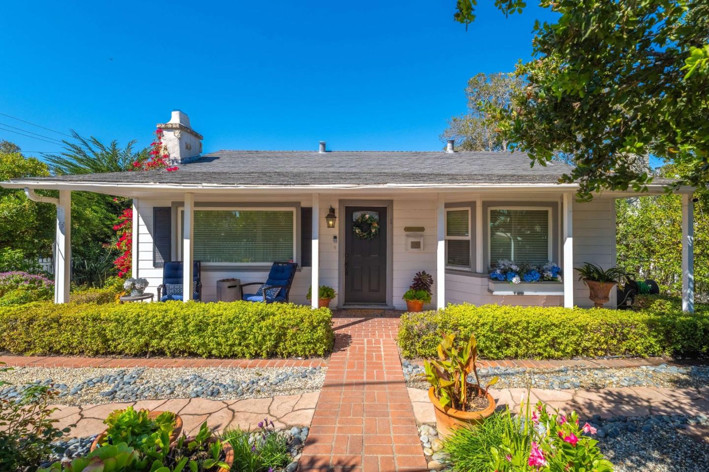 1 Serrano Way Del Rey Oaks, CA 93940 - Photo 3 of 47