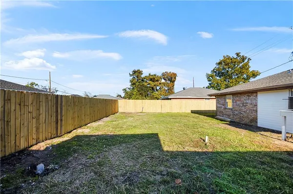 $149,000 | 2804 Guerra Drive, Violet, LA 70092