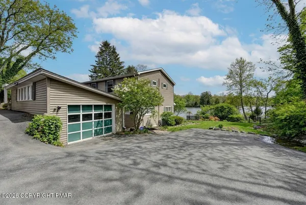 $725,000 | 5 Redwood Lane, East Stroudsburg, PA 18301