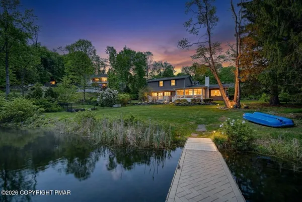 $725,000 | 5 Redwood Lane, East Stroudsburg, PA 18301